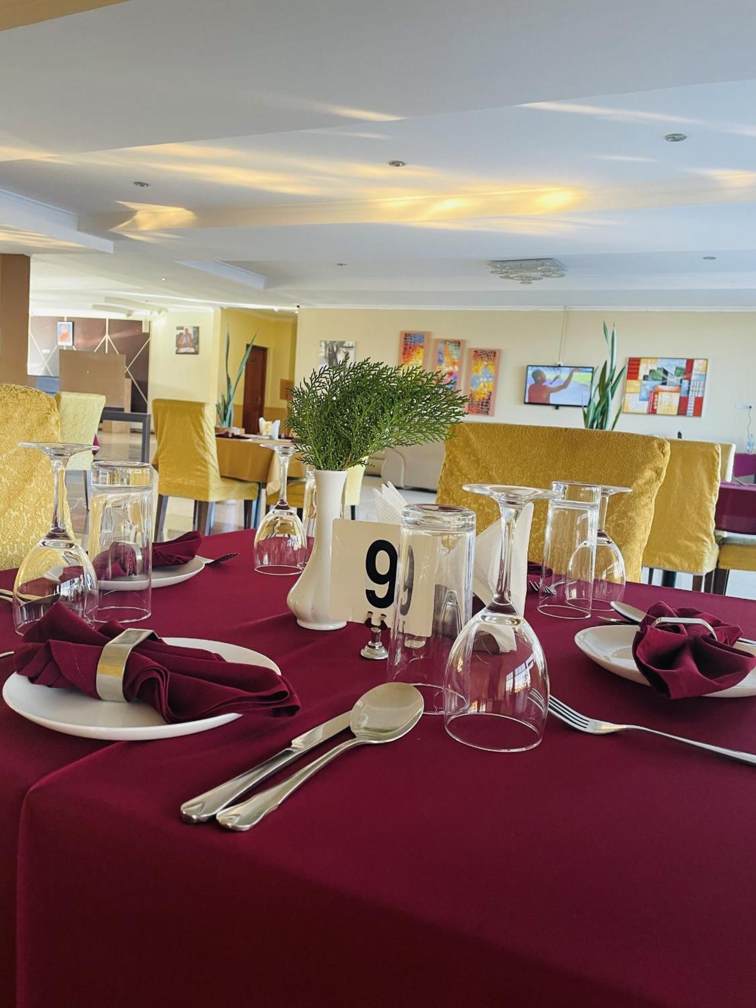 Nashera Hotels Dodoma Exteriér fotografie